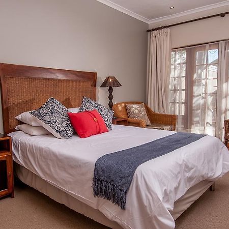Lenore Guest House Port Elizabeth Exterior foto