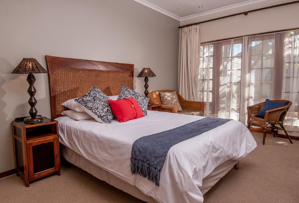 Lenore Guest House Port Elizabeth Exterior foto